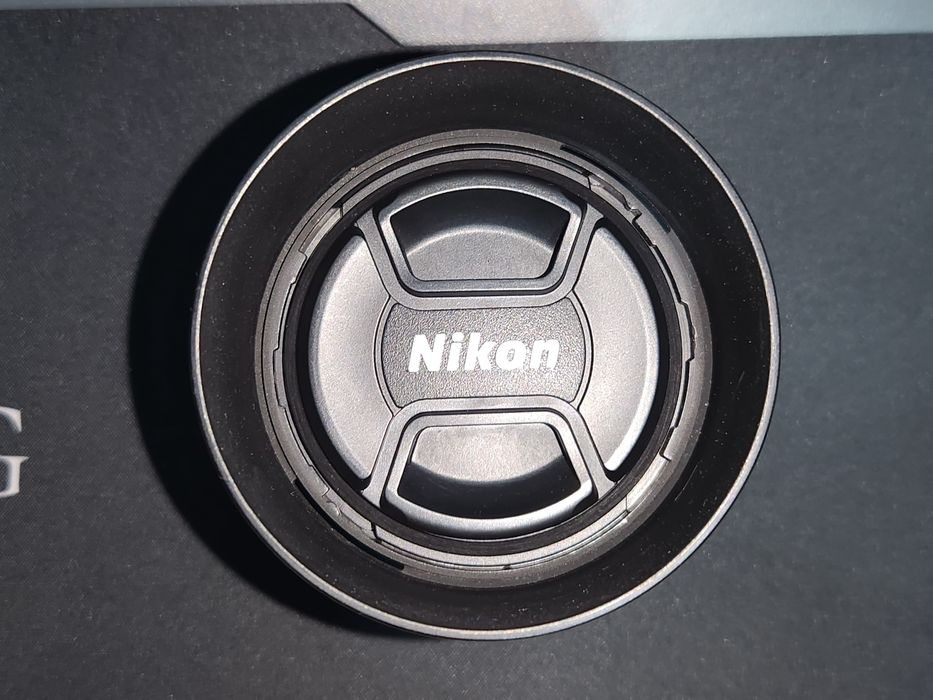 Nikon 50 mm f1.8 Nikkor 50 mm F1.8 като нов