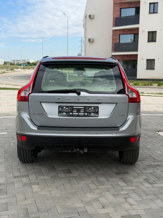 VOLVO XC60 2011 — imagine 4