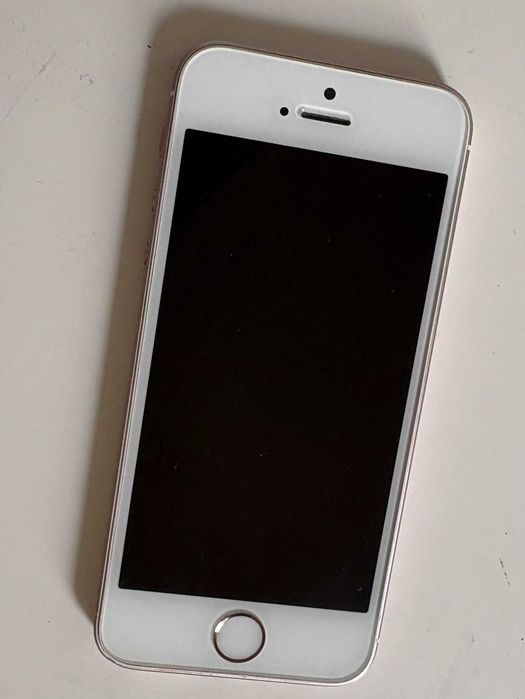 iPhone SE generația 1 (2016) - stare bună