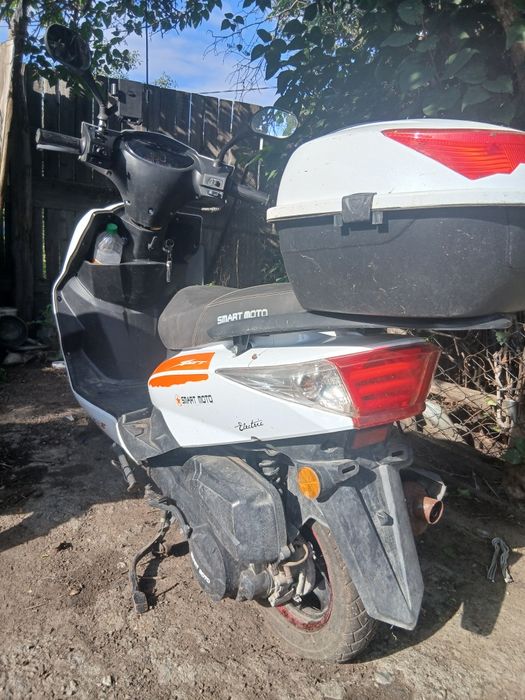 Продам скутер 150 кубов