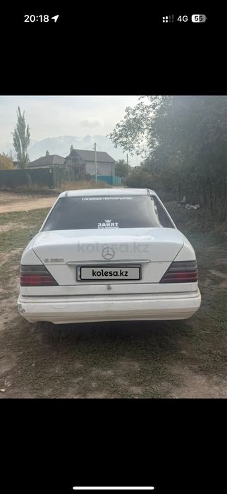 Мерседес E 280 не нахаду