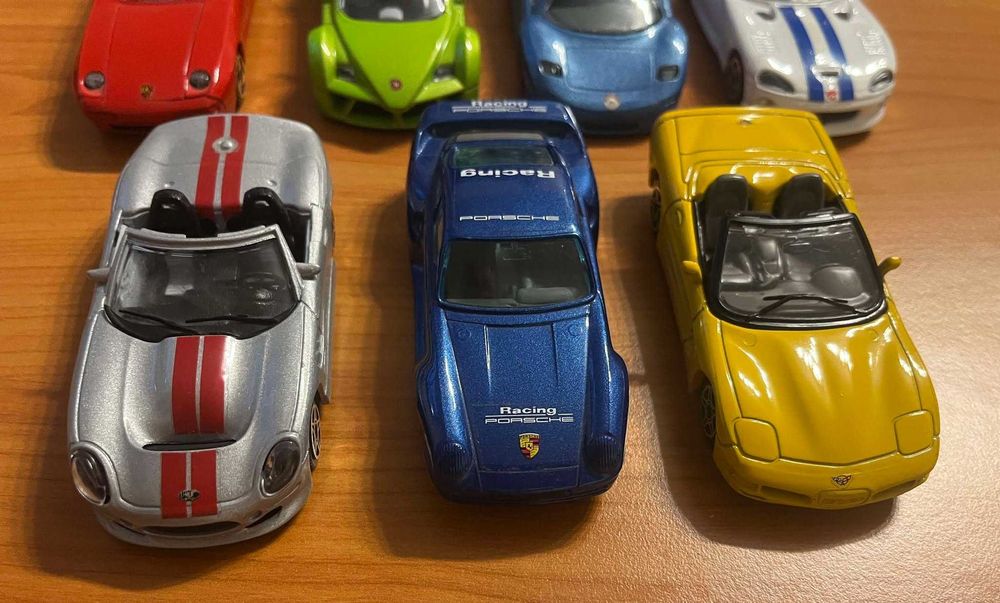 Lot de 7 machete 1/43 de la Burago