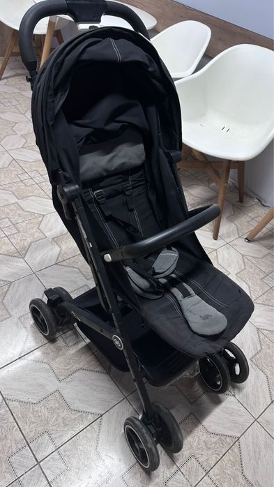 Коляска прогулочная