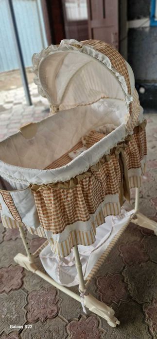 Продам манеж детский