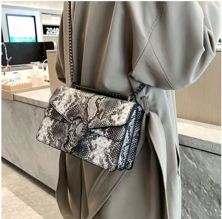 Сумка кросс-боди