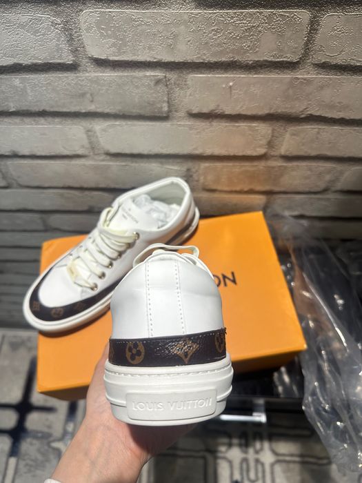 Skidka !! Krossovka Unisex Louis Vuitton kachestva TOP