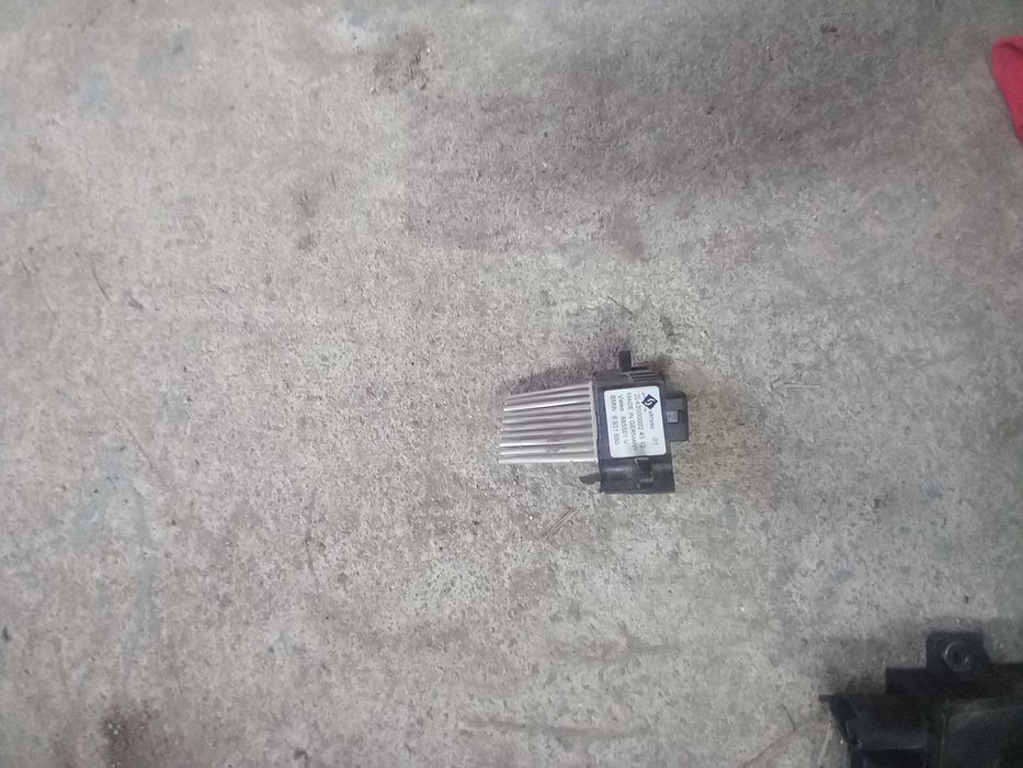 Части бмв е 39 520i