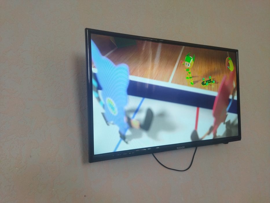 Плоский экран телевизор сотилади