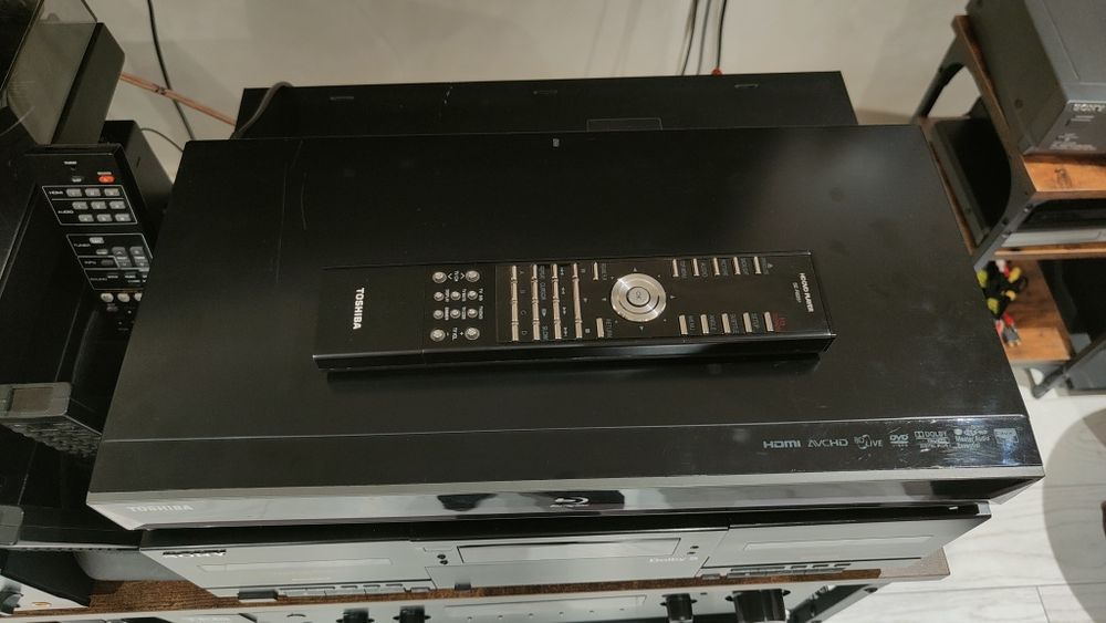 Blu-ray Toshiba cu telecomanda