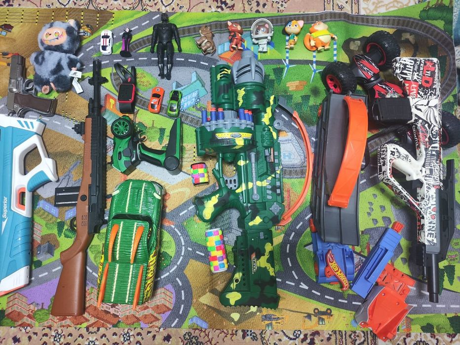 Продам разные игрушки