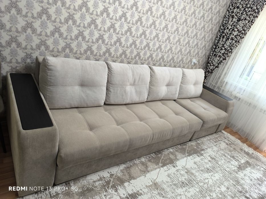 Диван в отличном состоянии