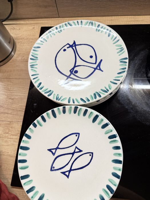 Продам набор тарелок