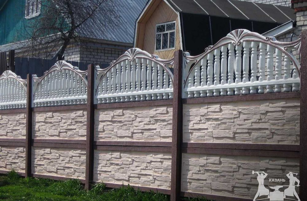 PRODUCATOR de stalpi spalieri si garduri ornamentale din beton