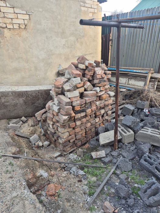 Продаю кирпичи половинки