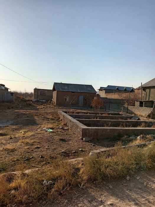 Xovli uy joy sotiladi