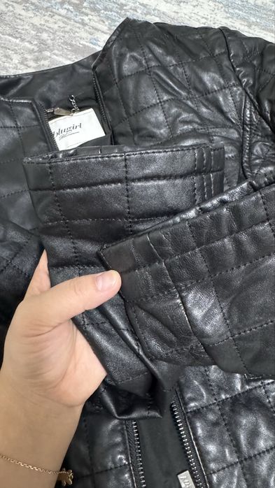 Кожанка бренда Blumarine