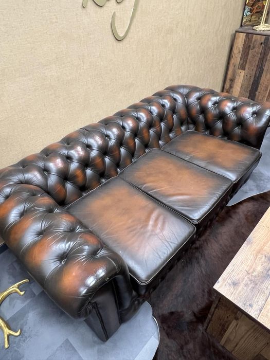 Диван и кресла Честърфийлд