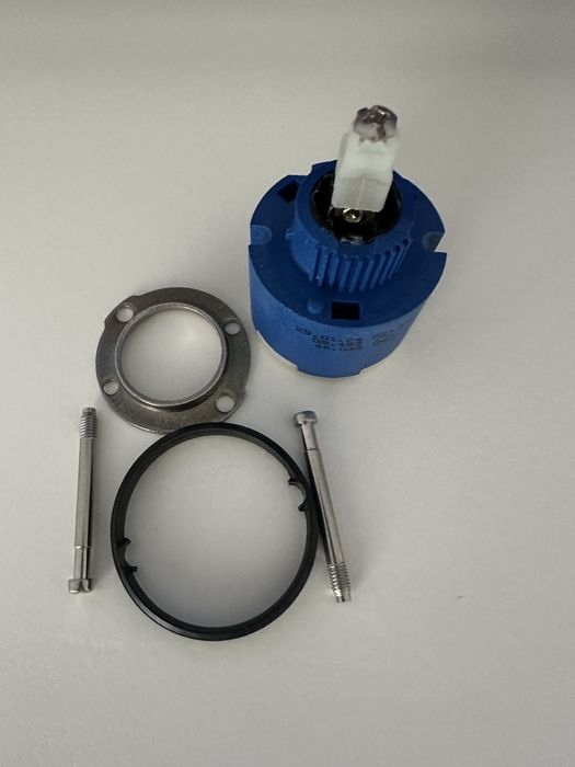 Cartuș ceramic grohe nou !