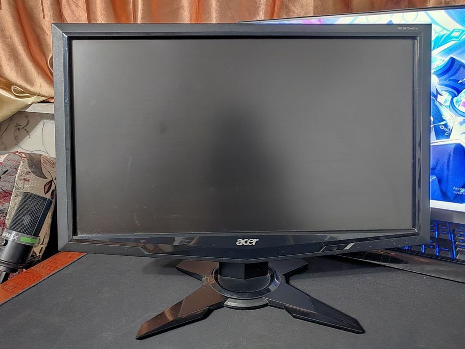 Монитор acer 60гц