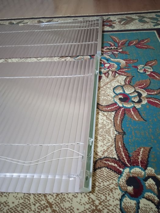 . Продаеться сатылады жалюзи.