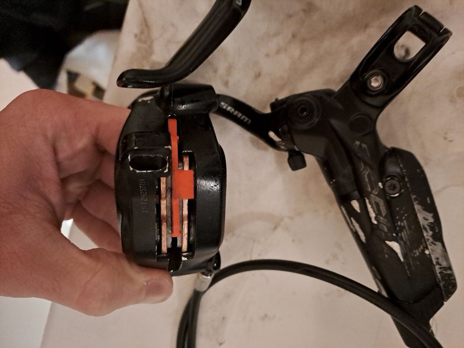 Set frane Sram code r 4 pistoane
