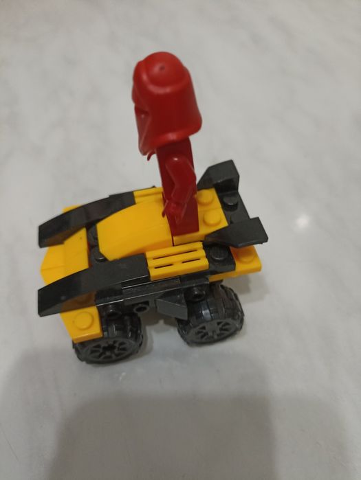 Машинка Лего стар варс