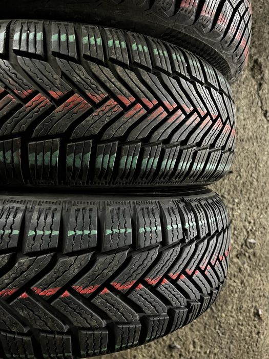 Anvelope de iarna 185/65 R15