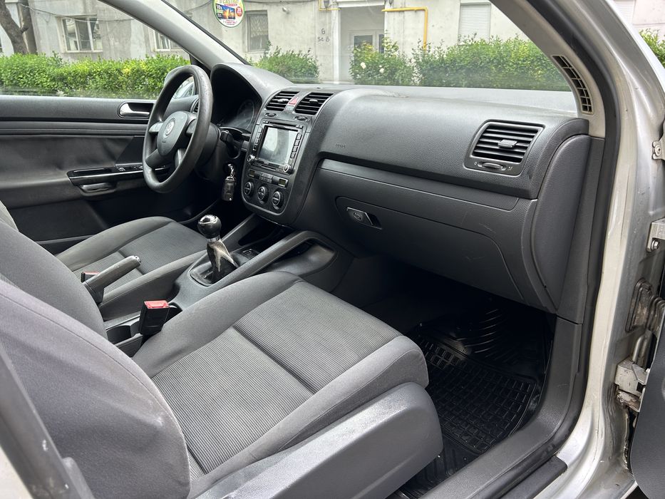 De vanzare golf 5