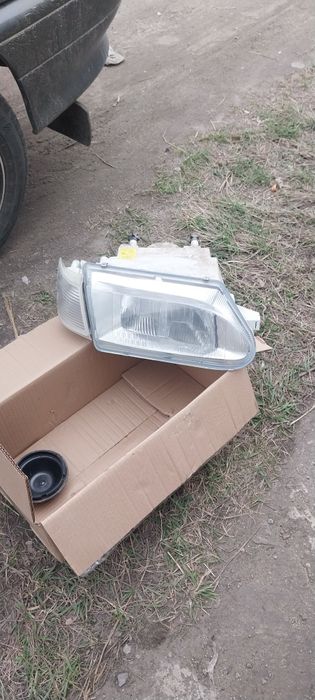 Фара ваз2114 передняя