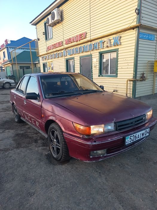Продам митсубиси лансер 4 1993 года