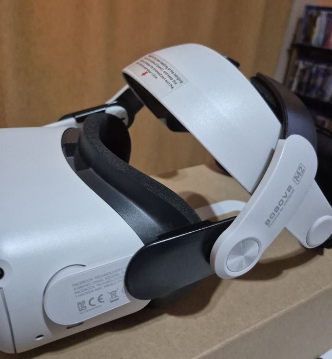 Oculus Quest 2 128GB, casca VR, 2 MANETE