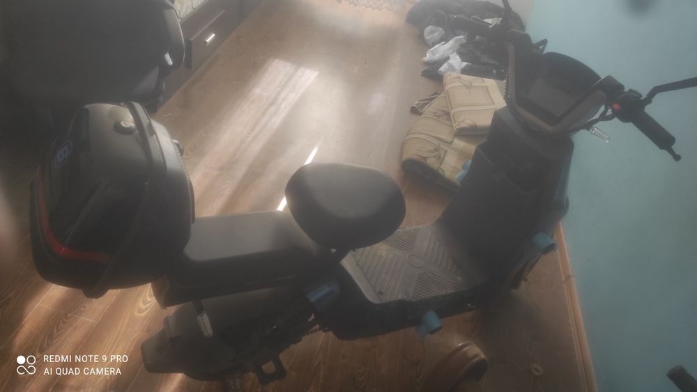 Электро скутер продается