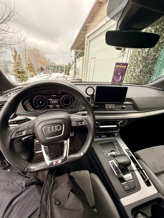 Audi Q5 S line quattro 2019 2.0 TDI – Distribuție schimbată, Impecabil