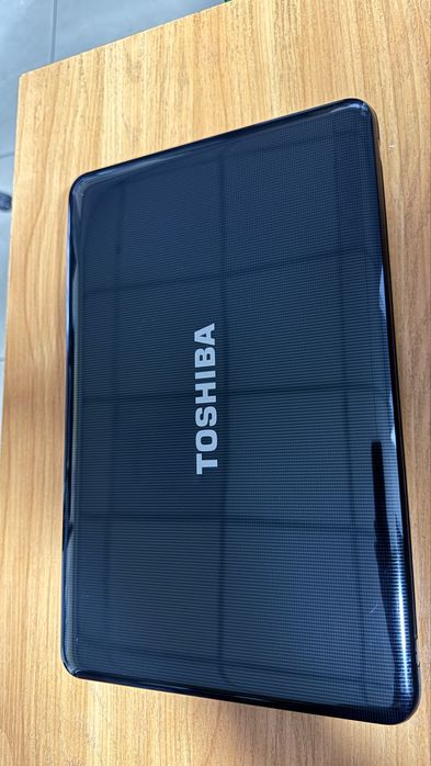 Ноутбук Toshiba i3