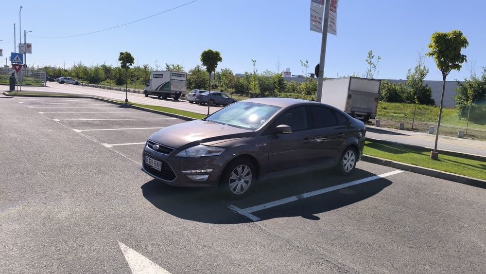 Vând ford Mondeo