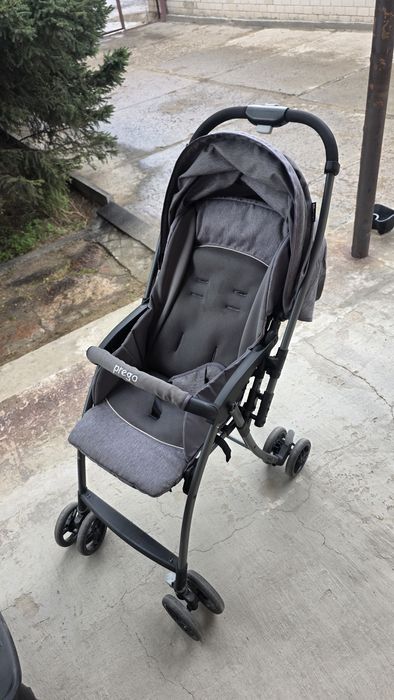 Две детские коляски