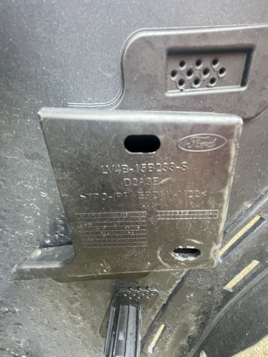 Оригинална предна броня за Ford Kuga 2022