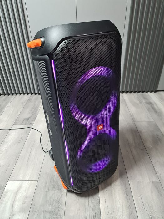 JBL 710  Party Box  800W