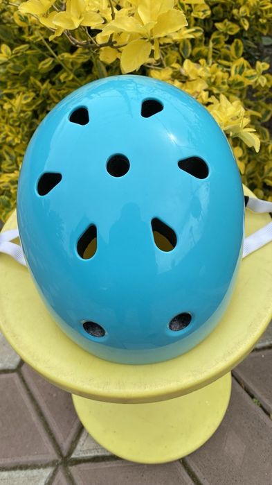 Role Oxelo 35-38 plus casca și cotiere, genunchiere