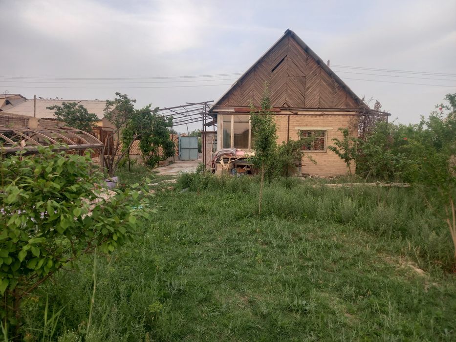 Дача сотилади Аэропорт Юбилейный дан 5 сотих