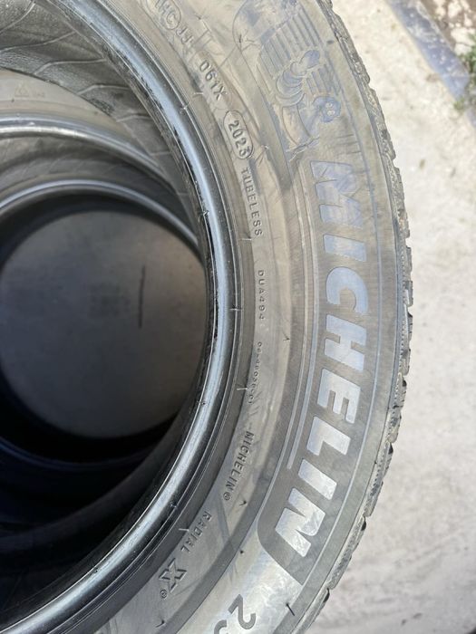 235/55/17 Michelin 4 бр