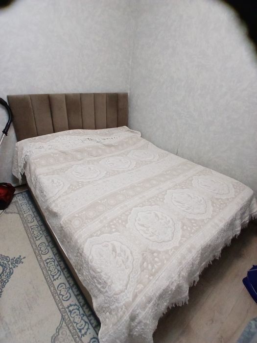 Продам кровать 2х спальный