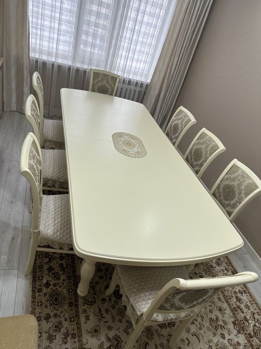 Продам стол со стульми б/у в отличном состоянии
