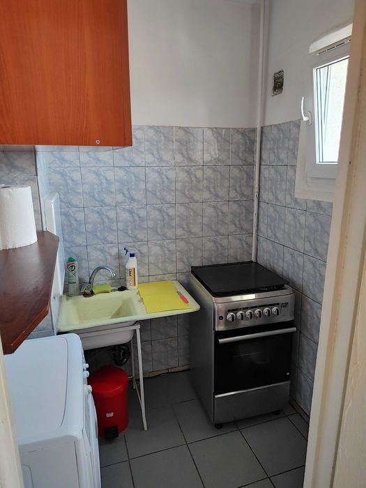 Garsoniera de inchiriat, zona Alba Iulia Sector 3