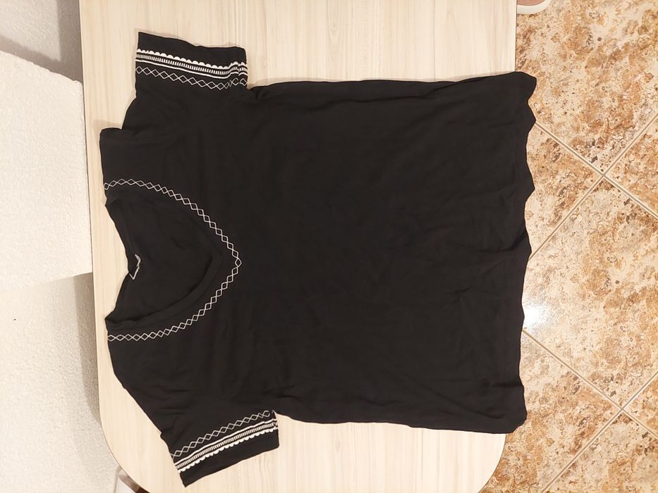 Тениска с шевица