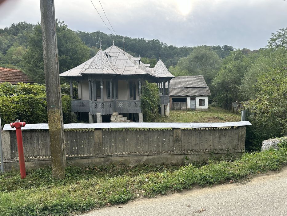 Casa de vanzare Paraul de Vale