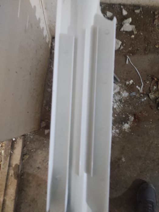 Продам радиатор отопления секции