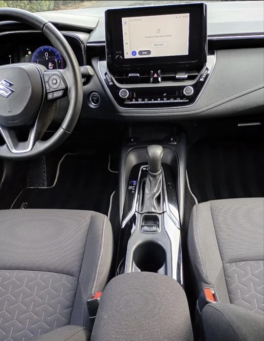 Suzuki Swace 1.8 Hybrid Toyota Corolla 1:1