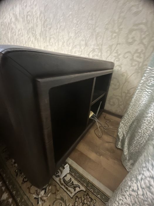 Продам Диван,  в  хорошем состояниий