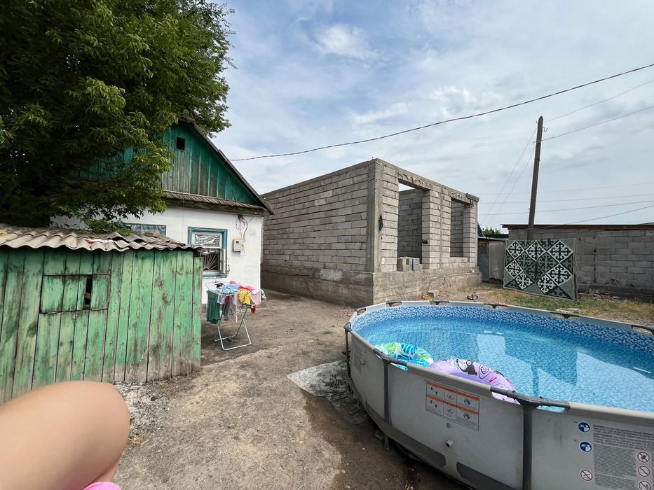 Төле би ауылында 2 бөлмелі үй сатылады